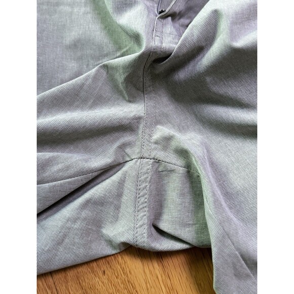 Travis Mathew Men's Beck Shorts Performance Golf 10”  Khaki 1MM208 Size 42 EUC - Picture 14 of 16